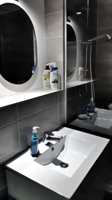 Buna Ziua Apartment Tonitza Nic. Cluj-Napoca Eksteriør billede